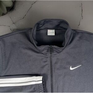 VTG Nike Track Jacket Men's‎ L Gray Tag Retro Black/White Stripes Pockets Swoosh